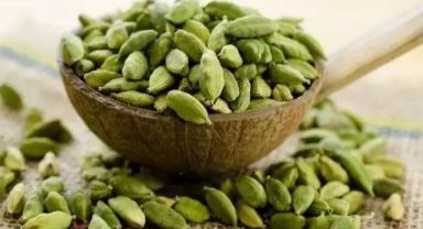 Doğanın yeşil mucizesi kakulenin faydaları nedir? Kakule nasıl tüketilir? Kakulenin zararları var mıdır?