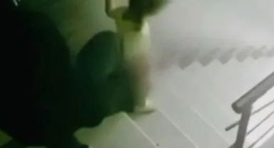 Cani baba 3 yaşındaki kızını tekme atarak merdivenlerden yuvarlamıştı! Cezası belli oldu