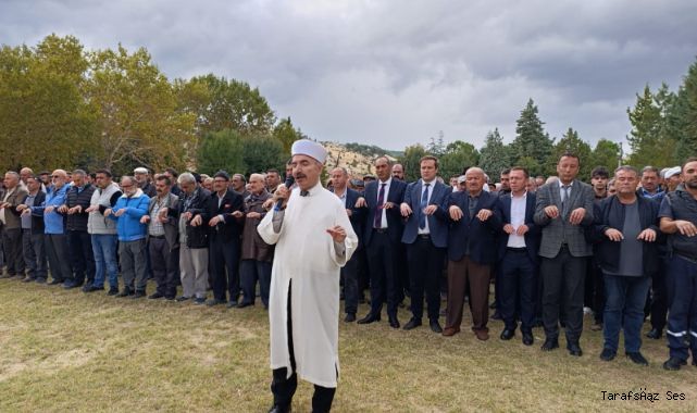 AKÇAALAN’DA YAPILAN YAĞMUR DUASI SONRASI YAĞMUR YAĞMASI İNSANLARI SEVİNCE BOĞDU