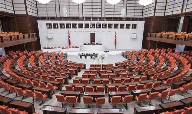 TBMM Genel Kurulu, Başkanlık Divanı'nın teşekkül etmemesi nedeniyle aç-kapa yaptı