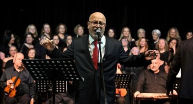 Aşkın ve nostaljinin sesi Bornova’da yükseldi