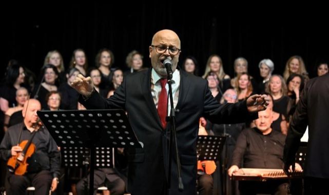 Aşkın ve nostaljinin sesi Bornova’da yükseldi