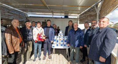 İzmir’de küçük ölçekli balıkçıyla dayanışma eli