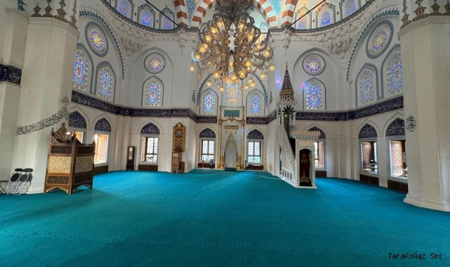 JAPONYA’DAKİ TOKYO CAMİİ’NİN HALILARI MANİSA DEMİRCİ’DEN