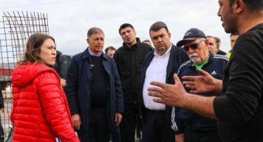 Seferihisar'da sel ve fırtına sonrası yoğun mesai; Tüm ihbarlara anında müdahale