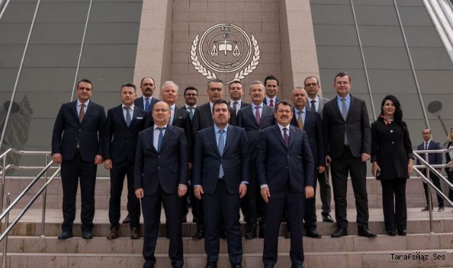 Adalet Bakan Yardımcısı Tuncay, İzmir Adliyesi’ni ziyaret etti