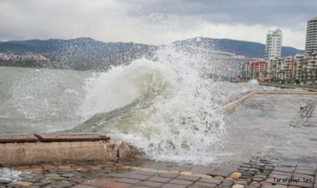 İzmir için 'kuvvetli rüzgar' ve 'fırtına' uyarısı!