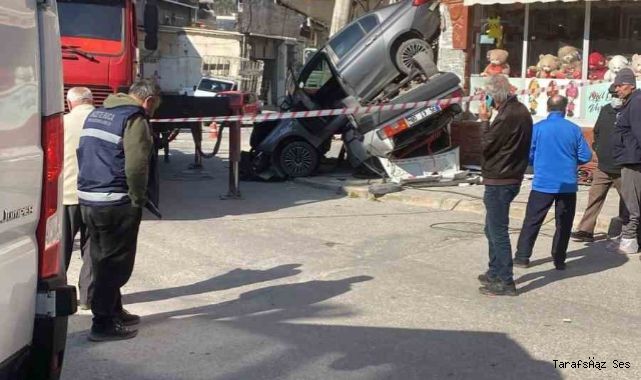 Kontrolden çıkan vincin otomobilleri sürüklediği anlar kamerada